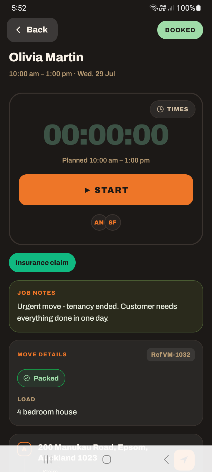 The job detail screen showing the job status, delivery timer, job notes and move details